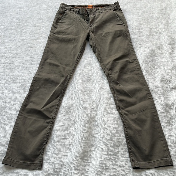 Hugo Boss Orange - Specialty Treated Khaki’s pants - Picture 2 of 4